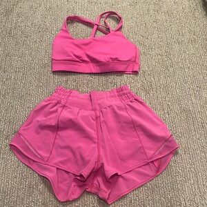 Lululemon sonic pink high rise 2.5” hotty hot and energy bra set both size 4